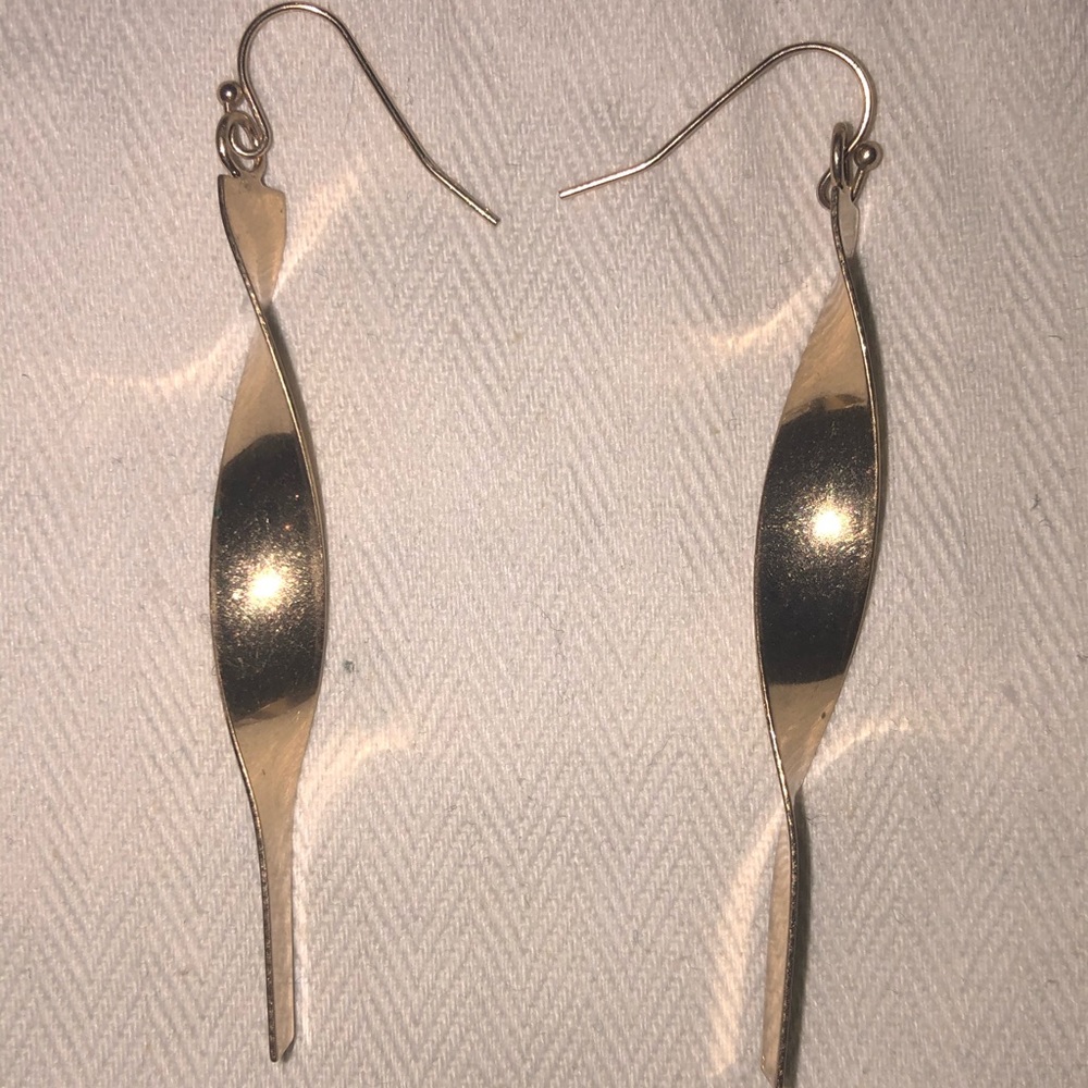 3🌻for$10 Charming Charlie Twisted Gold Earrings